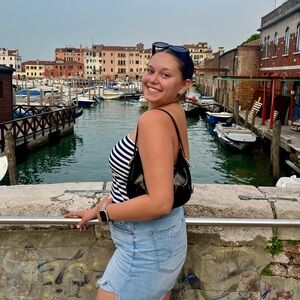 Hi! My name is Maddie!